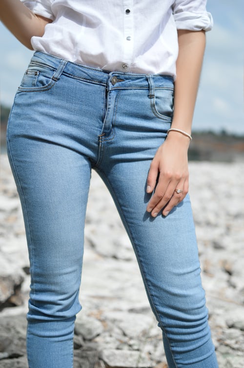 What Are Dad Jeans? And Some More About This Vintage Style