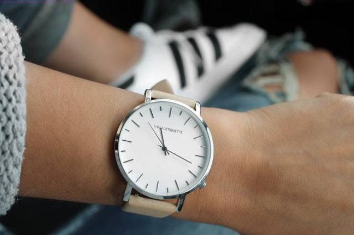 5 Reasons Why Students Should Wear a Watch