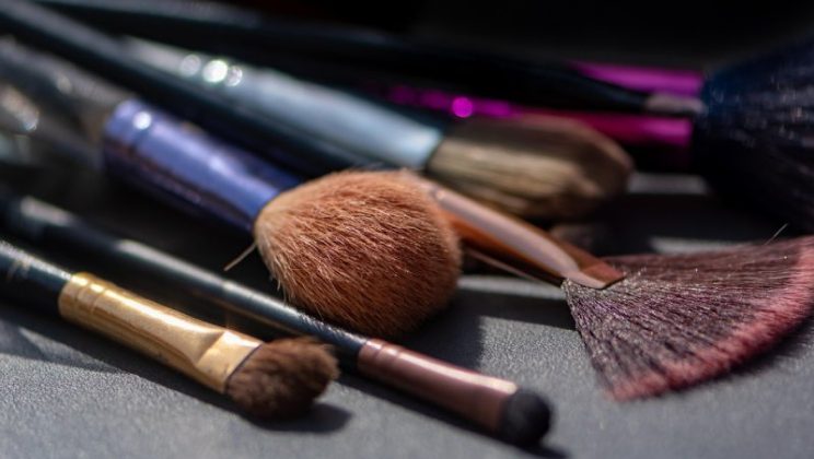 How Should Makeup Brushes Be Laundered?